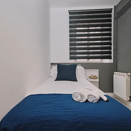 Dada Coliving & By Serendipia Turismo * 산티아고데콤포스텔라